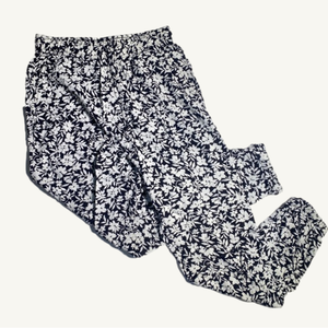 Unknown Brand Black & White Floral Print Pants Elastic Ankles S/M